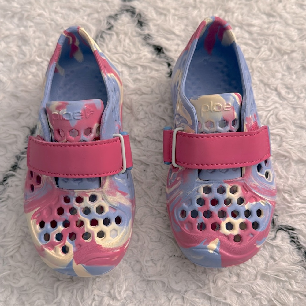 NWOT PLAE Mimo - pink, lavender, & cream - toddler size 8